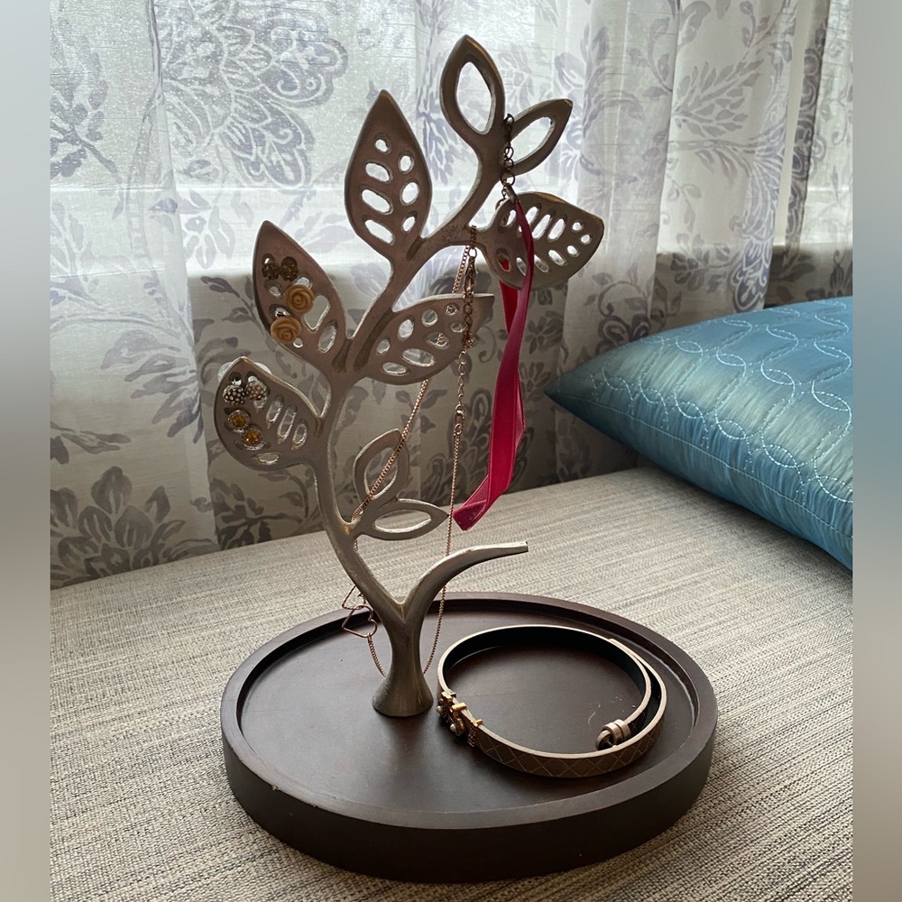 Jewelry necklace earrings holder stand